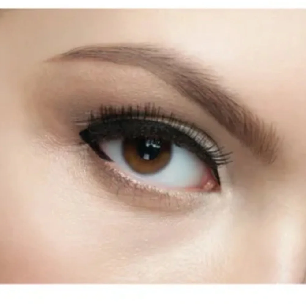 *NEW* Buy one, get 1 FREE on L'Oréal Intense Pencil Eyeliner in Black Noir.